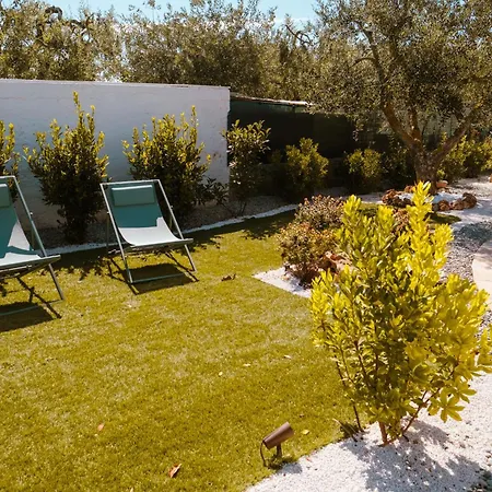 Iconica Luxury Suites-2