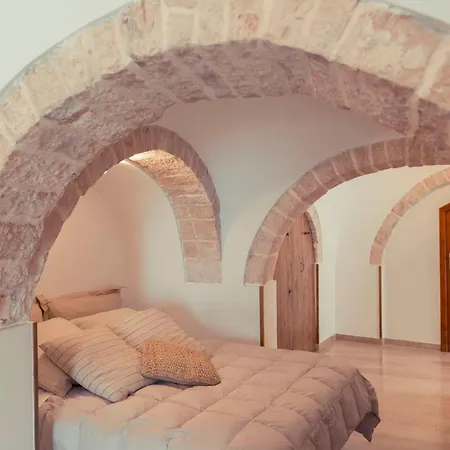 Trulli Antichi Mestieri - Widespread Trulli In The Historic Center-2